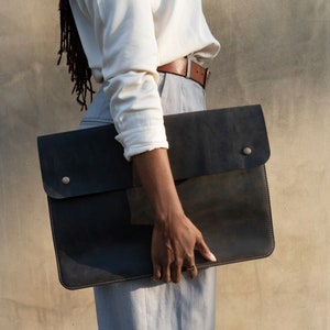 Personalized Leather Sleeve Bag for MacBook Pro and Air - 16&#39;&#39;, 14&quot;, 13&#39;&#39;, 13.3&#39;&#39; & 15&#39;&#39; MacBook Air Case, MacBook Pro Case