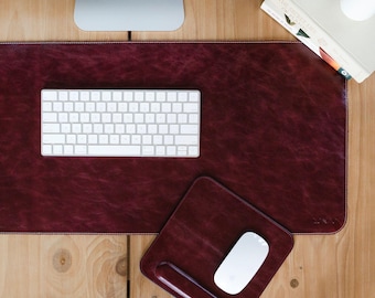 Large Mouse Pad in PU Leather | Custom Desk Mat for Laptop | Graduation Gift Class of 2026 | Milestone Achievement University Gift