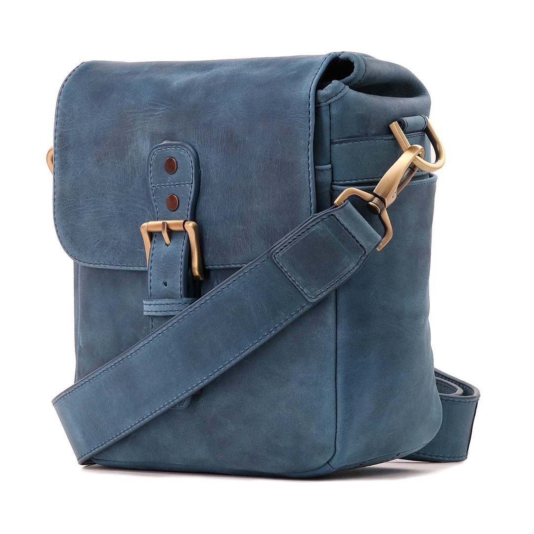 Personalized Italian Leather Messenger Bag Camera Bag for Mirrorless