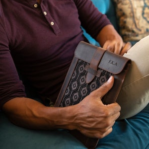 Custodia per iPad Pro 12.9 - Custodia per iPad Pro 11 pollici Custodia per iPad in vera pelle pieno fiore con design indumento per iPad Pro (2018-24)/iPad Air (2021-24)