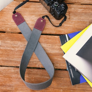 Canvas and Genuine Leather Adjustable Shoulder or Neck Strap Gift Strap for Photographers DSLR Camera Holder