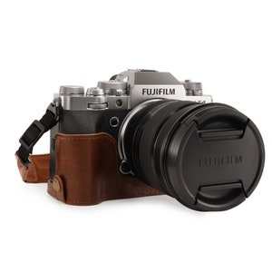 Fujifilm X-T4 Fine Leather Camera Half Case & Strap - Black / Brown