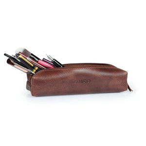 Trousse de maquillage personnalisée en cuir pleine fleur, trousse à cosmétiques fabriquée à la main, pochette à stylos, trousse de maquillage de haute qualité, trousse à crayons personnalisée avec fermeture éclair