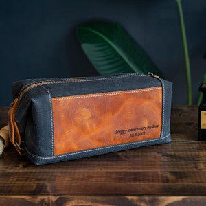 15 Best Men's Toiletry Bags & Dopp Kits in 2023, According to Frequent  Travelers