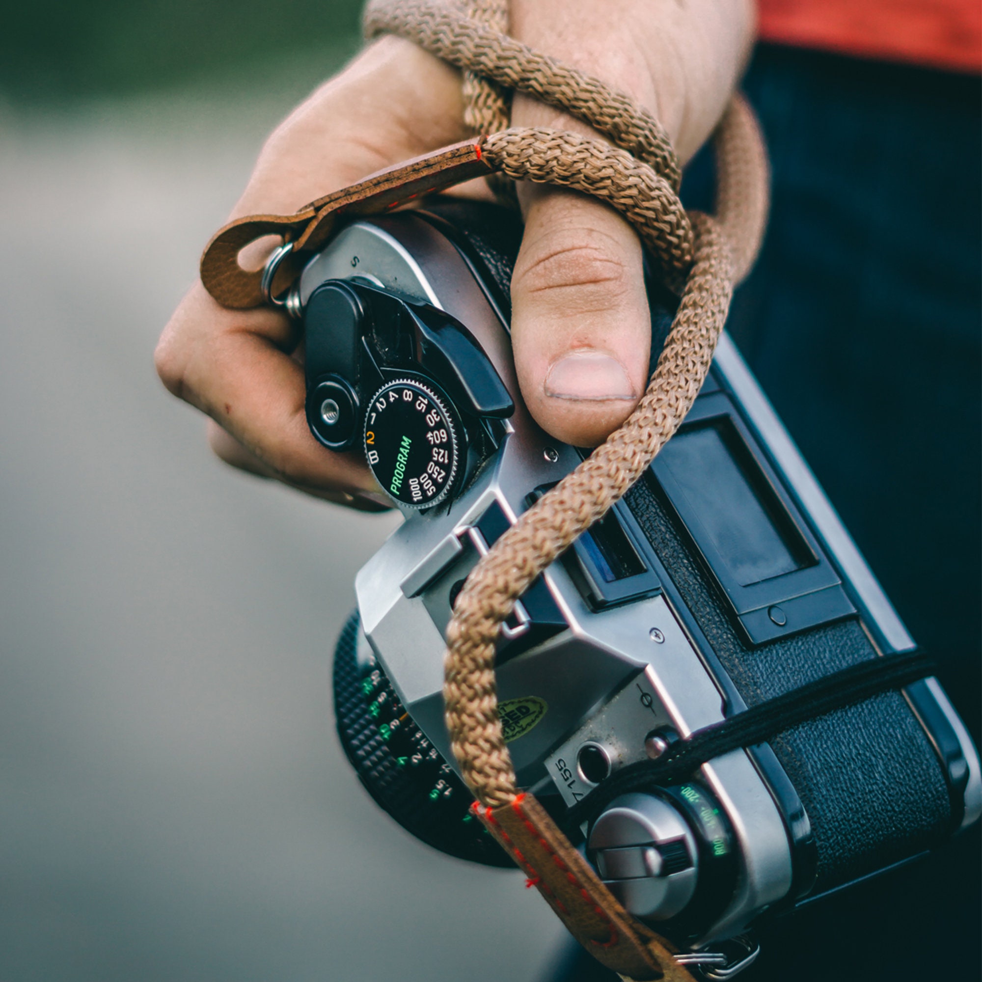 Cinturino da polso e da collo per fotocamere SLR e DSLR - Nero / Marrone / Verde - Piccolo / Medio / Grande - Italia
