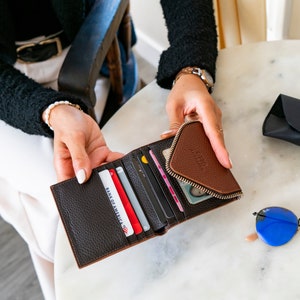 Hand Crafted Top Grain Leather Envelope Wallet with Zippered Coin Pocket, RFID Blocking Unisex Credit Card Wallet Clutch with ID Card Slot