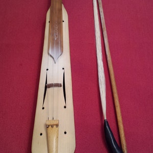 Hand crafted Pontian lyre (Kemenche), made from walnut wood. Exquisite musical instrument, premium quality raw materials and craftmanship!