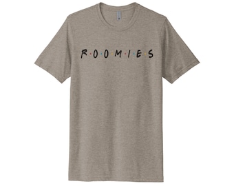 Chemise de colocataire, colocataires, chemise d'amis, t-shirt sublimation, unisexe, t-shirt d'amis, les amis du spectacle, t-shirt de colocataire, cadeau pour colocataire, t d'amis