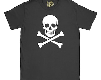 Vintage Skull and Crossbones Pirate T-Shirt - Jolly Roger Graphic Tee - Pirate Flag Design - Unisex Cotton Shirt - Halloween Costume Tee
