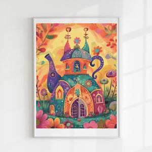 Può includere: Stampa artistica incorniciata di una stravagante casa a forma di teiera. L'illustrazione colorata presenta una teiera viola con un corpo turchese, dettagli arancioni e un design stravagante. Lo sfondo è pieno di fiori e fogliame.