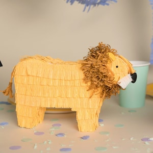 pinata lion à tirer animation anniversaire enfant