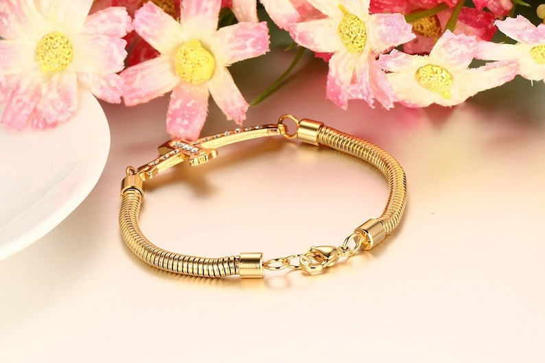 Amore Jewell Ladies Bracelet Elegant Cross design with shiny rhinestones wedding Christmas birthday Gift fashion accessory