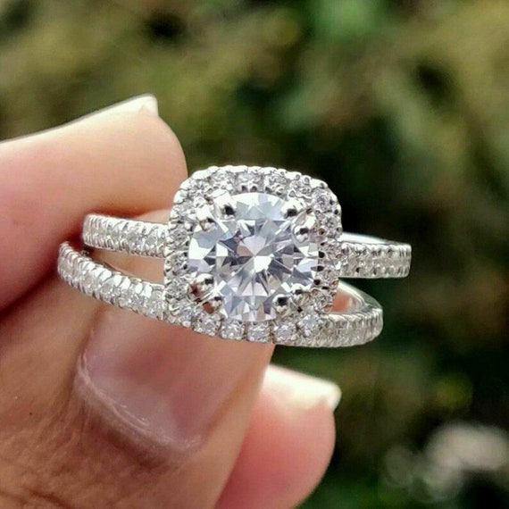 Etsy moissanite hotsell wedding set