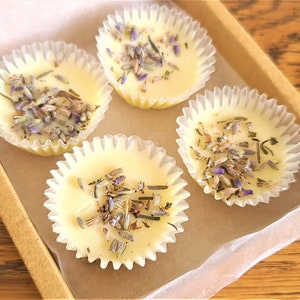 Lavender Bath Oil Melts Bath Truffles Vegan Bath Soak Bath Treats Shea Butter Cocoa Butter Bath Oil 4pcs image 3