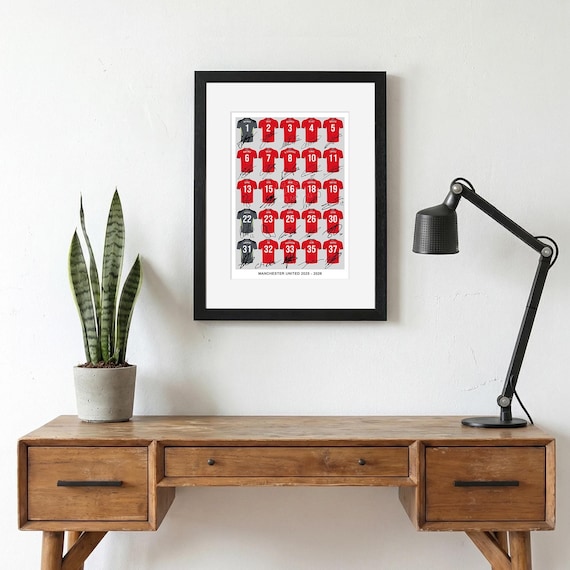 MANCHESTER UNITED Team Squad 2025-2026 Signed Poster Print Framed