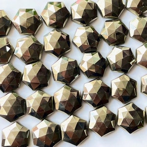 Natürlicher goldener Pyrit-10 PC-Rosenschliff-Edelstein, flacher Pyrit-Hexagon-Form-Pyrit-Edelstein, für die Schmuckherstellung, kalibrierte Größe, 10 x 10 MM