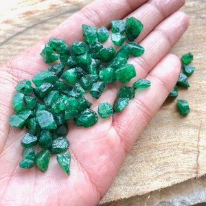 10 PCS~Natural Raw Emerald Crystal Rough, May Birthstone, Green Emerald Raw Healing Crystal, Gift For Her