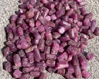 Echte Rubin-Natur Sonnenlicht Fotografie Kristalle Heilsteine Juli Birthstone AAA Qualität Steine Verwenden Für Schmuck Wohnkultur etc