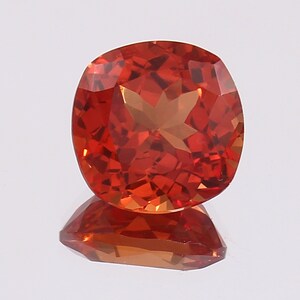 AAA FLAWLESS Ceylon Padparadscha Sapphire Cushion Cut Loose Gemstone, Fine Quality Flawless Sapphire,For Making Jewelry &Ring 9x9x6 MM4.40Ct
