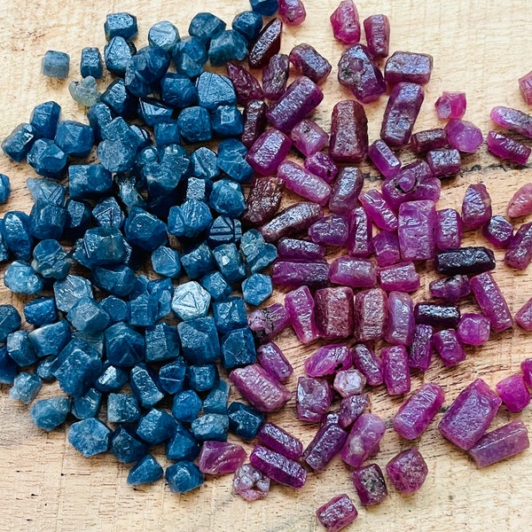 200 CARAT Lot~ 100% Natural Unheated Ruby And Sapphire Raw Crystal, Healing Crystal Raw Rough, Loose raw Ruby, Sapphire Gemstone, Mix Raw