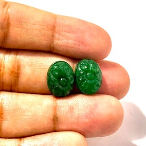 12.80Cts Natural  Emerald Beryl Oval Shape High Quality Mughal Art Handmade Carving Gemstones For Pendant&jewelery making,14x11x5mm,approx