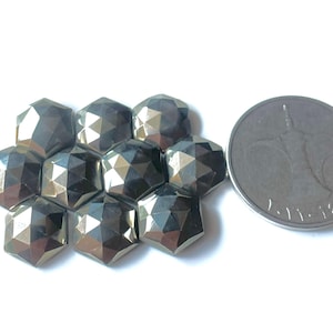 10 Stück natürlicher Pyrit Rosecut Edelstein Größe 10 x 10 MM, Sechseck-Form, flache Rückseite Edelstein, handgemachter Edelstein für die Herstellung von Schmuck & verwenden