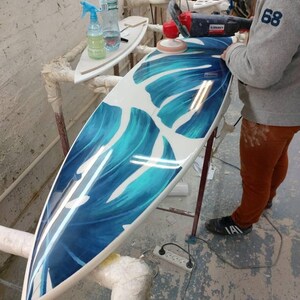 Muurkunst surfplank Monstera Leaf – Handgemaakt tropisch surfplankdecor voor Coastal Home afbeelding 5