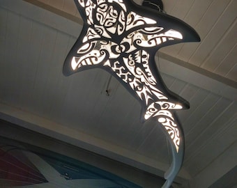 50-Zoll-Haifisch-LED-Deckenleuchter - Surf-Stil-Ozeanlicht