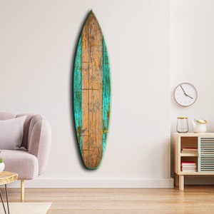 Green Pattern Surfboard Wall Art – Indoor/Outdoor Coastal Decor