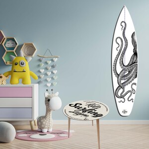 Wachstums-Tracker für Surfbretter aus Holz, Oktopus, mit Wellen-Print, zur Größenmessung und als maritime Dekoration für das Kinderzimmer
