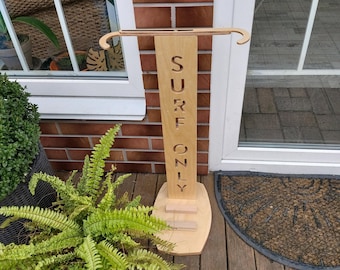 Supporto portatile per tavole da surf: espositore verticale in legno