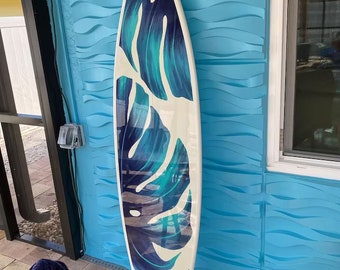 Monstera Leaf Surfboard Wall Art – Tropical Handmade Surfboard Decor for Coastal Home