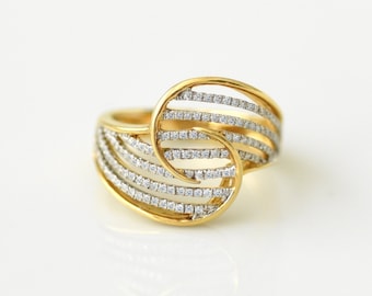 18K Solid Gold Diamond Statement ring with Diamond