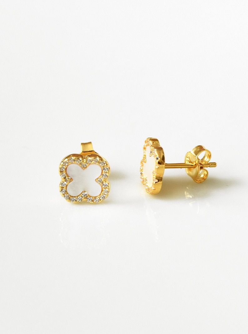 ANDIE SILVER MOP EARRING