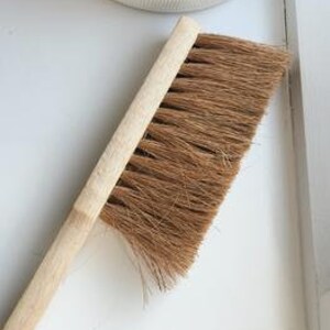 Gold and Silver Gilding Mop Brush, Size 2 Application Brush Gold Duster 