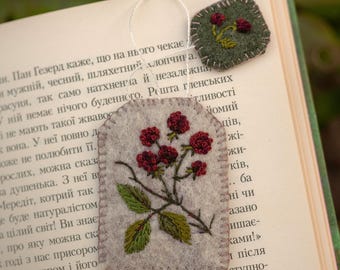 Hand embroidered teabag bookmark |Botanical bookmark| Felt bookmark| Embroidered bookmark| Gift for readers