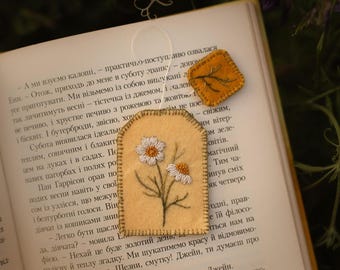 Hand embroidered teabag bookmark |Floral bookmark| Felt bookmark| Embroidered bookmark| Gift for readers