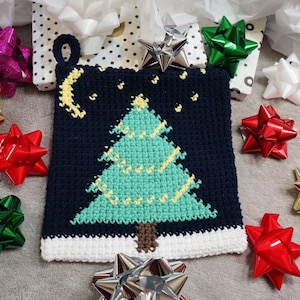 Crochet Christmas Potholder Pattern: Extra Thick Holiday Decor (Digital Pattern)