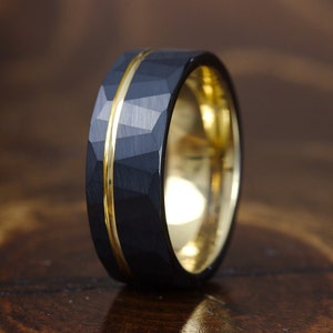 Mens Black Hammered Ring, Mens Wedding Band, 8MM Hammered Gold Tungsten Ring, Mens Promise Ring, Husband Anniversary Gift, Mens Engagement