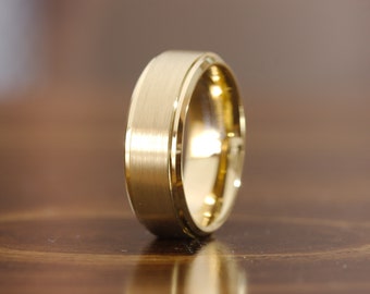 Men's Gold Wedding Ring, Brushed Wedding Ring, Mens Polished Edge Wedding Band, Mens Engagement Ring, Mens Anniversary Ring, Gold Ring