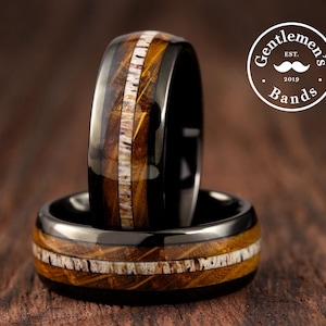 Mens Whiskey Wood Ring, Deer Antler Wedding Ring, Deer Antler Ring with Whiskey Wood, Mens Wedding Band, Man Antler Wedding Band, Black Ring