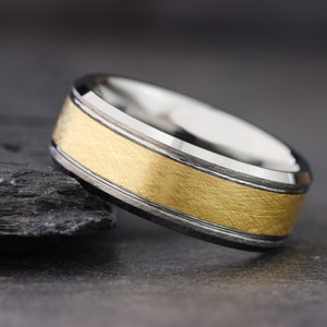 Men&#39;s Gold and Silver Wedding Ring, Wire Brushed Wedding Ring, Mens Wedding Band, Mens Engagement Ring, Mens Anniversary Ring, Two Tone Ring