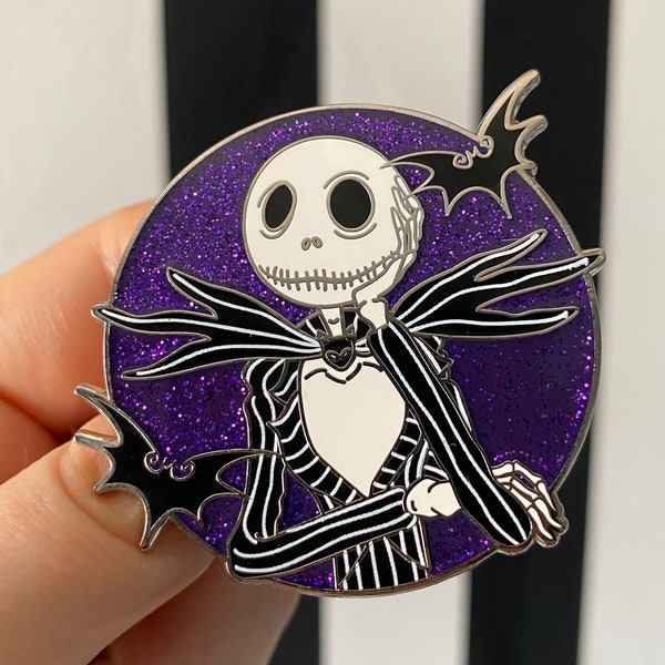 Jack Skellington Glitter Émail Pin | L’étrange Noël de Monsieur Jack, Badge d’Halloween, Inspiré de Tim Burton, Épingles Disney, Accessoire effrayant