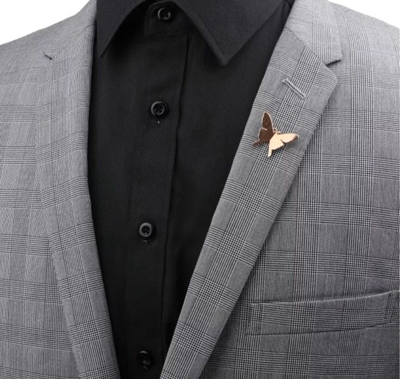 Do Lapel Pins Leave Holes on Clothing?