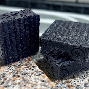 Obsidian Calm - Tea Tree en actieve kool Natuurlijke acnezeep, natuurlijke gezichtsreiniger voor de vette huid, handgemaakte detoxzeep, milde gezichtsreiniger