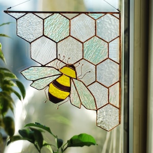 Atrapasol de abeja de vidrio coloreado: colgante de ventana con forma de panal