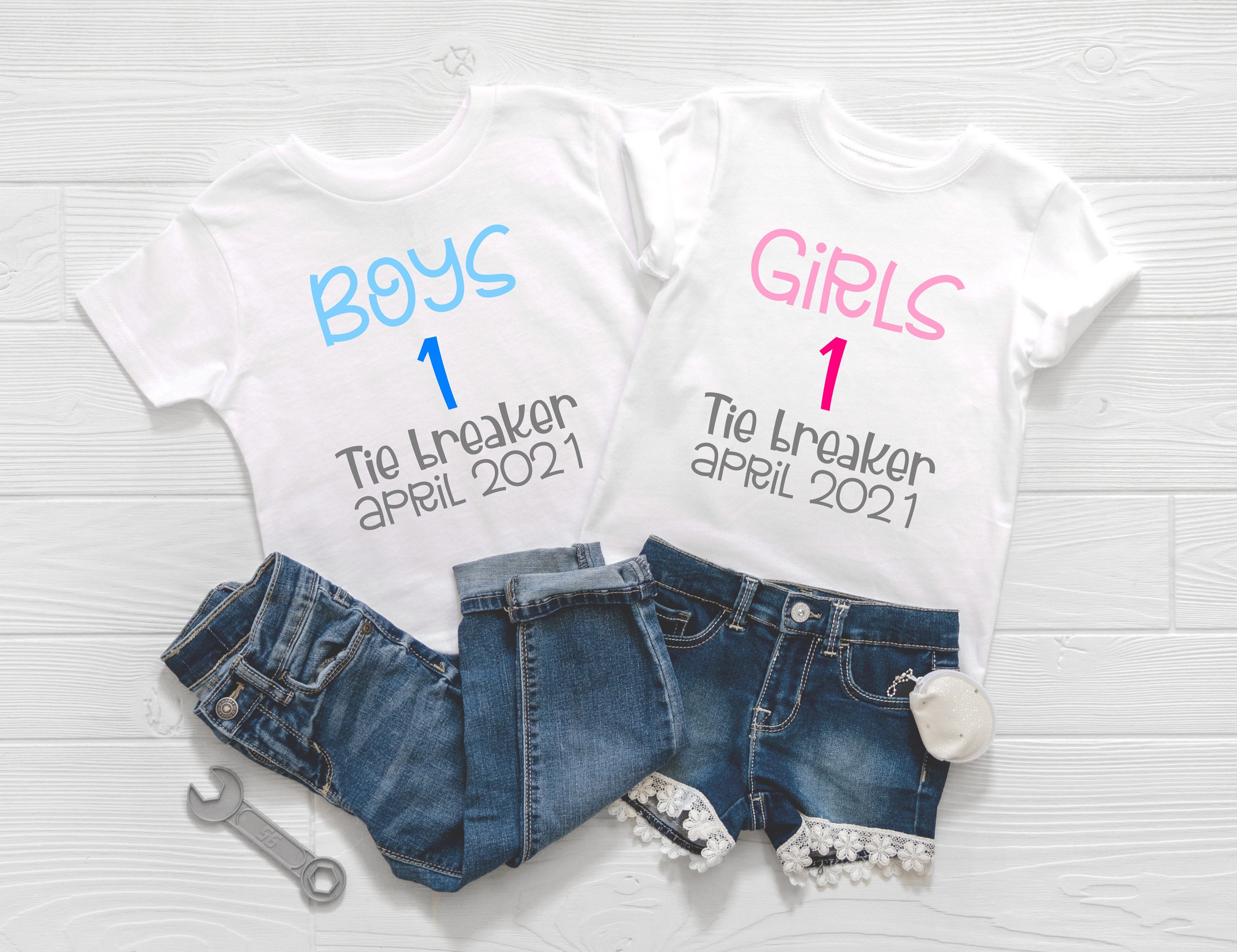  Tiebreaker pregnancy announcement shirt 3rd baby reveal  flamingo and grey shirts : Handmade Products