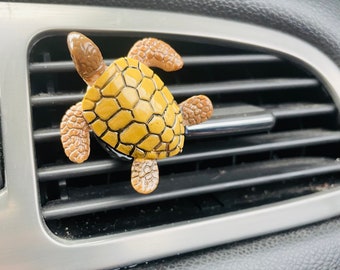 Seashell Car Vent Clip: Coconut Scented Beach Decor