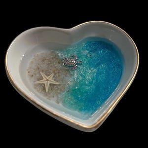 Beach Ring Dish,Resin Ocean Decor with Starfish & Turtle beach decor/coastal jewelry holder