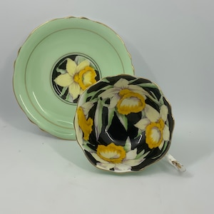 Rare Vintage Paragon Daffodils Art Deco Hand Painted Bone China Teacup